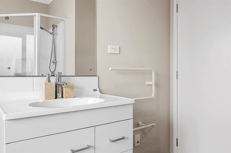 Photo of property in 24 Farnborough Street, Aranui, Christchurch, 8061