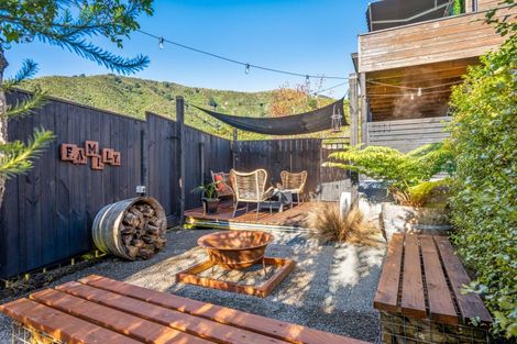 Photo of property in 90 Moana View Road, Waikawa, Picton, 7220