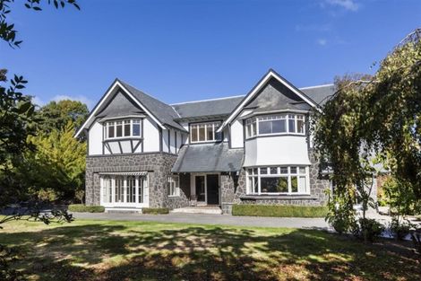 Photo of property in 104 Glandovey Road, Fendalton, Christchurch, 8052
