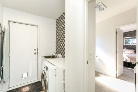 Photo of property in 20/1 Paritutu Road, Spotswood, New Plymouth, 4310