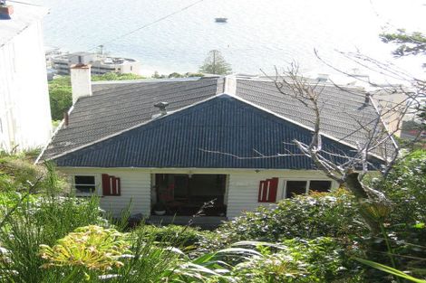 Photo of property in 24 Palliser Road, Roseneath, Wellington, 6011