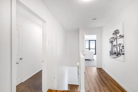 Photo of property in 184 Major Hornbrook Road, Mount Pleasant, Christchurch, 8081