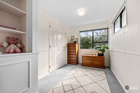 Photo of property in 94 Viewmont Drive, Harbour View, Lower Hutt, 5010