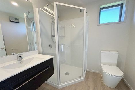 Photo of property in 28 Crossley Avenue, Woodend, 7610