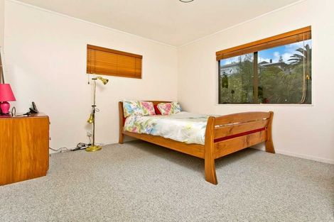 Photo of property in 2/104 Verran Road, Birkdale, Auckland, 0626