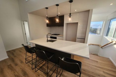 Photo of property in 1/46 Toroa Street, Torbay, Auckland, 0630