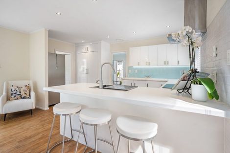 Photo of property in 20c Howe Street, Howick, Auckland, 2014