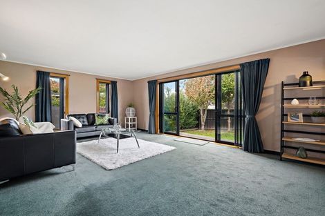 Photo of property in 30 Sarabande Avenue, Redwood, Christchurch, 8051