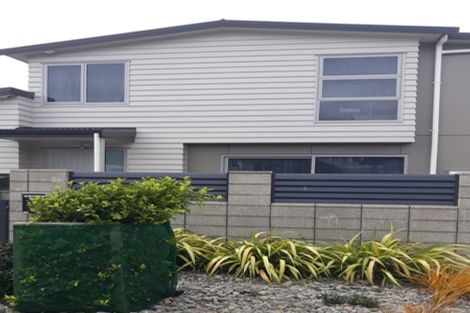 Photo of property in 2/113 Moorefield Road, Johnsonville, Wellington, 6037