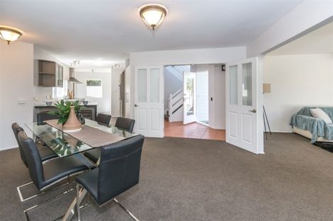Photo of property in 74a Memorial Avenue, Ilam, Christchurch, 8053