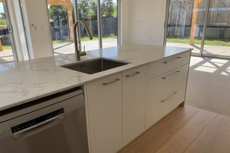 Photo of property in 53 Kia Kaha Drive, Snells Beach, 0920