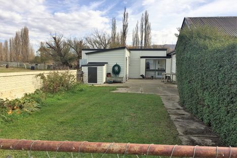 Photo of property in 69 Mchardy Road, Sutton, Middlemarch, 9597