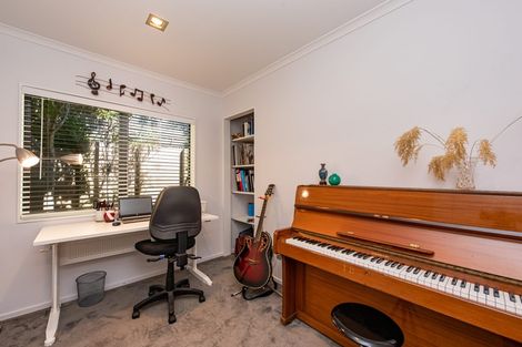 Photo of property in 11 Port Lane, Whitby, Porirua, 5024