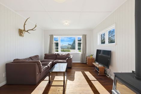 Photo of property in 21a Sydney Street, Takapau, 4203