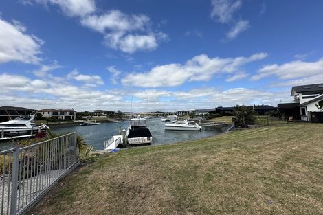 Photo of property in 129 One Tree Point Road, One Tree Point, 0118