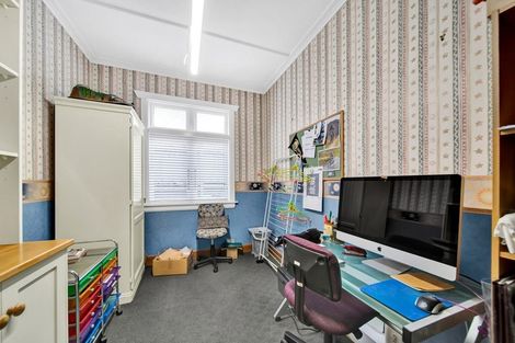 Photo of property in 1 Barrett Street, Westown, New Plymouth, 4310