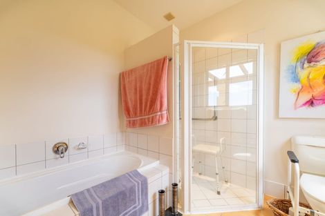 Photo of property in 32 Gladstone Road, Hadlow, Timaru, 7974