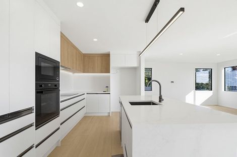 Photo of property in 8a Cedar Terrace, Stanmore Bay, Whangaparaoa, 0932