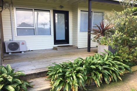 Photo of property in 2/49 Maungaraki Road, Korokoro, Lower Hutt, 5012