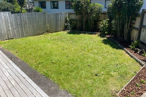 Photo of property in 2/1369 Dominion Extension, Mount Roskill, Auckland, 1041