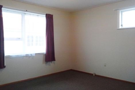 Photo of property in 2/2 Wynyard Street, Bell Block, New Plymouth, 4312