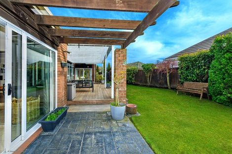 Photo of property in 22 Felstead Place, Avonhead, Christchurch, 8042