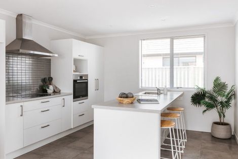 Photo of property in 10 Scarr Lane, Pyes Pa, Tauranga, 3112