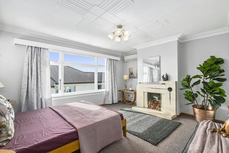 Photo of property in 137 Easther Crescent, Kew, Dunedin, 9012