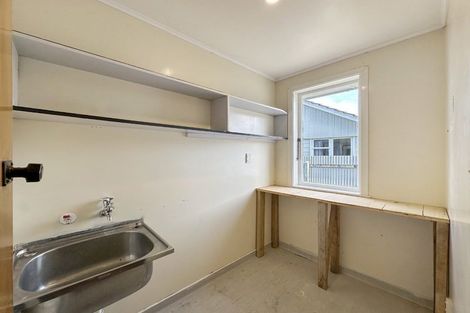 Photo of property in 166 Paterson Street, Aramoho, Whanganui, 4500