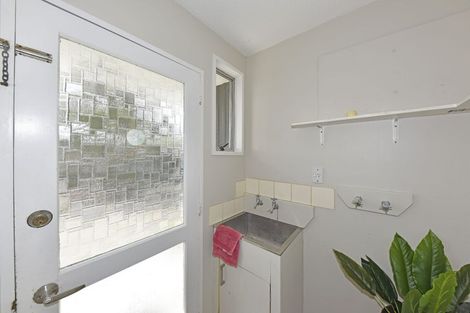 Photo of property in 17a Leonie Place, Aranui, Christchurch, 8061