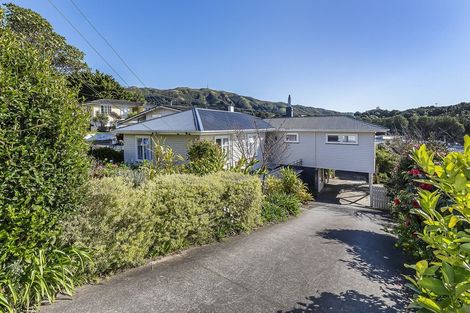 Photo of property in 97 Bell Street, Tawa, Wellington, 5028