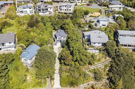 Photo of property in 18 Paremata Crescent, Paremata, Porirua, 5024