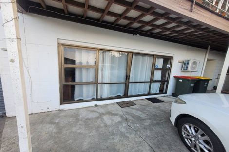 Photo of property in 32 Riverhills Avenue, Pakuranga Heights, Auckland, 2010