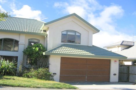 Photo of property in 36 Amesbury Drive, Churton Park, Wellington, 6037