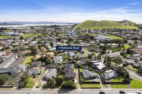 Photo of property in 5a Mckenzie Road, Mangere Bridge, Auckland, 2022