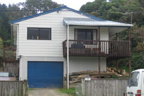 Photo of property in 286-288 George Street, Stokes Valley, Lower Hutt, 5019