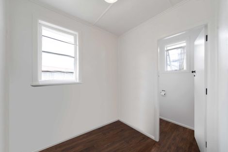 Photo of property in 2/28 Union Street, Papakura, 2110