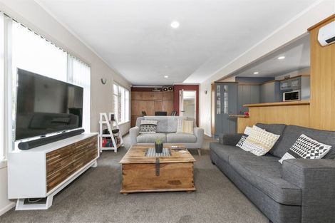 Photo of property in 2/59 Hillsborough Road, Hillsborough, Auckland, 1042