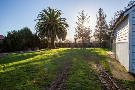 Photo of property in 12 Wyndham Street, Carterton, 5713