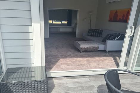 Photo of property in 19 Rue D' Amarres, Gulf Harbour, Whangaparaoa, 0930