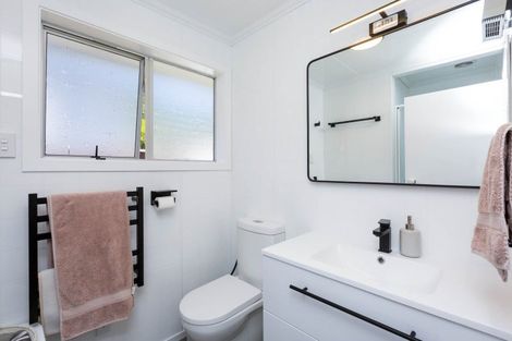 Photo of property in 67 Kamahi Street, Stokes Valley, Lower Hutt, 5019