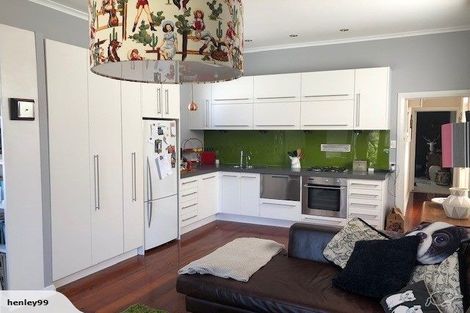 Photo of property in 10 Milton Street, Berhampore, Wellington, 6023