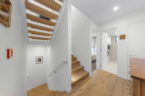 Photo of property in Sugar Lane Apartments, 4/31 Rawene Road, Birkenhead, Auckland, 0626