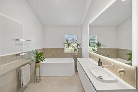 Photo of property in 59 Buchanan Street, Bay View, Napier, 4104