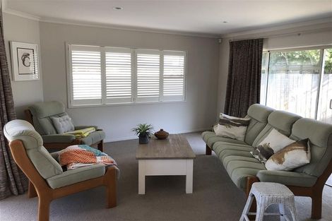 Photo of property in 189a Centreway Road, Orewa, 0931