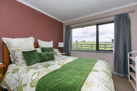 Photo of property in 39 Mataro Road, Urenui, 4375