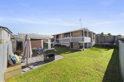 Photo of property in 1/32 Greenhill Crescent, Pakuranga, Auckland, 2010