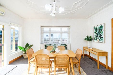 Photo of property in 18 Mahoe Avenue, Takaro, Palmerston North, 4410