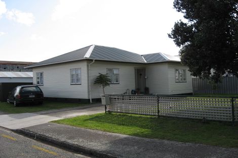 Photo of property in 79 Bell Road, Waiwhetu, Lower Hutt, 5010