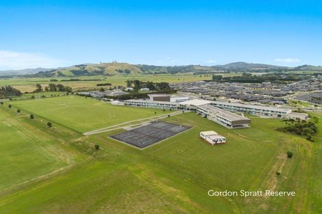 Photo of property in 56 Corinth Grove, Papamoa Beach, Papamoa, 3118